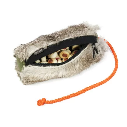 Mystique® Futterdummy «Snack» Kaninchenfell